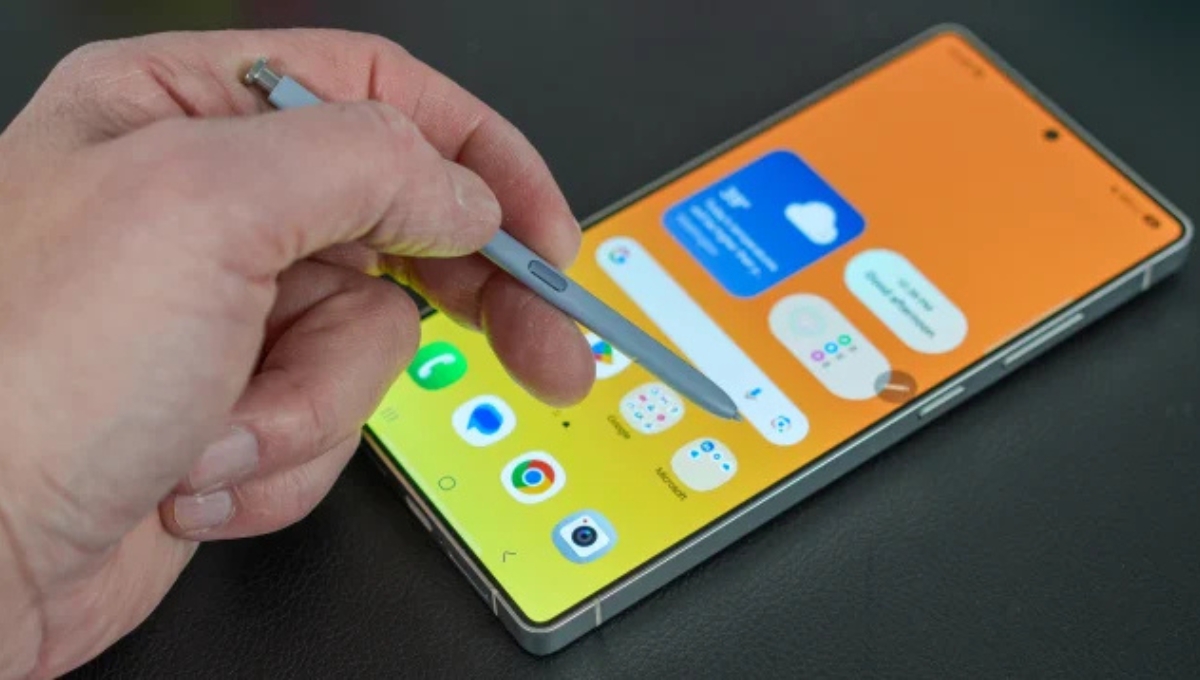 Samsung Galaxy S25 Ultra: 6.9-inch AMOLED, 5000mAh Battery and Expected Price in India Revealed