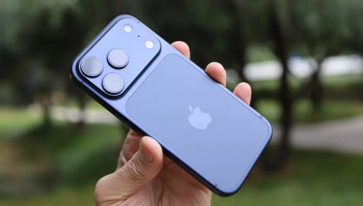 Apple iPhone 17 Pro: Premium Design, 48MP Pro Camera, Future Chipset Power Expected Price Rs1,29,999